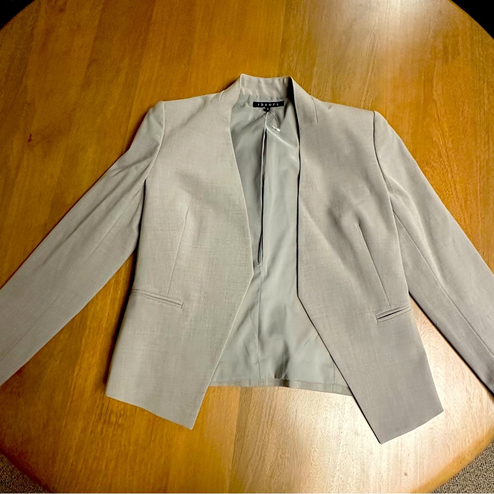 Theory collarless staple blazer NWOT